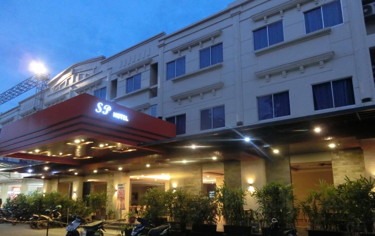 Sp Hotel Batu Aji Exterior photo